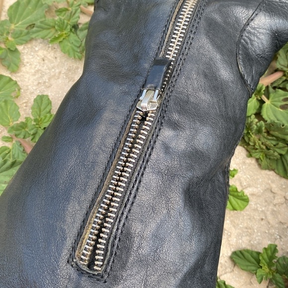 Vince Camuto leather knee high campus riding boots size 9 lace up edgy - Picture 7 of 13